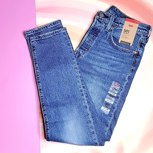 Levi's 501 Skinny Jeans - Picture 8 of 9